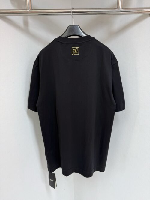 フェンディ ブラック コットン Tシャツ - 画像 (3)